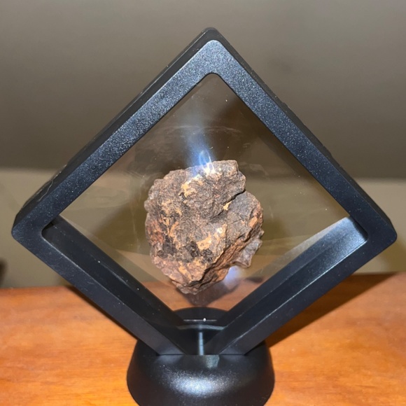 Meteorites - Picture 3 of 16